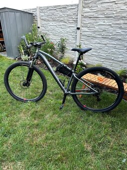 Horský bicykel Rockrider EXPL 520 29” sivý - 2