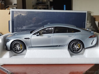 1:18 Mercedes AMG GT - 2