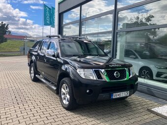 Nissan Navara DoubleCab 2.5 dCi 140kW  automat 4x4 - 2