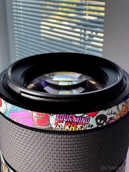 Sony FE 90mm f/2.8G OSS - 2