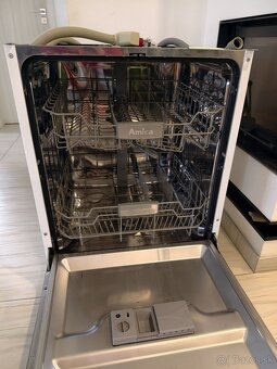 Predám Umývačku riadu 60cm Amica Amica MI 628 AELGB - 2