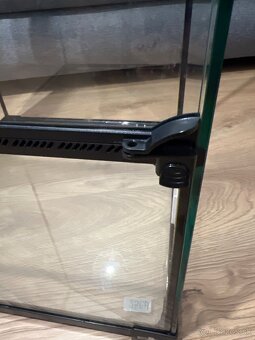 Predám terárium 45x45x90cm - 2