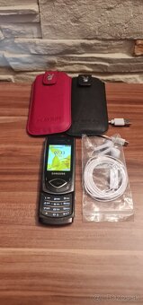 Samsung GT-S5530 - 2