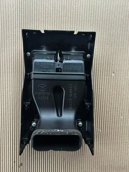 stredový - vzduchový kanál Mazda CX-5 - 2