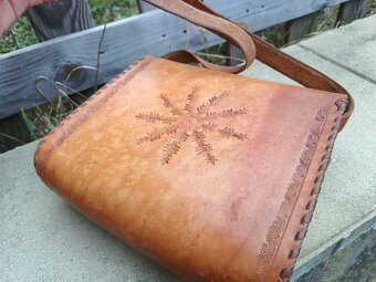 stará ľudová kožená kapsa - 2