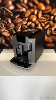 Jura E8 po leasingu - 2