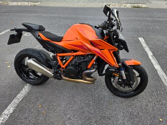 KTM 1390 Super Duke R EVO - 2