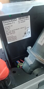 Motor na posuvné brány HÖRMANN - 2