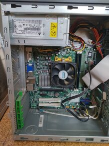 PC Acer Veriton M221 - 2