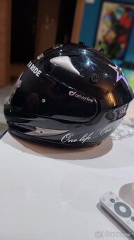 Predám moto helmu... - 2