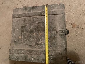 Vojenské debny z municie (2 ks),20l Kanister,Náboje - 2