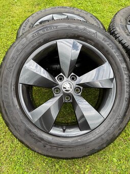 5x112/R17 - sada diskov s prémiovými zimnými pneu Dunlop - 2