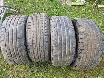 Letné pneu 225/40 R18 - 2