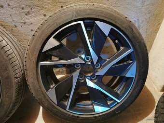 Peugeot 308 III - orig. 17" alu disky s letnými pneu - 2