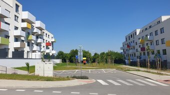 Prenájom úplne nového 3. izbového bytu - 2