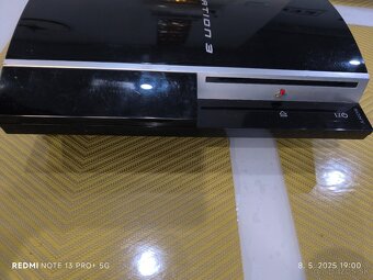 Predám Playstation 3 - 2