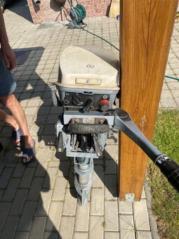 Predam lodný motor evinrude - 2