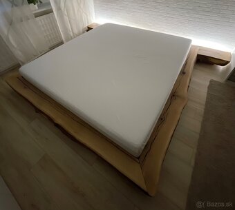 Dubová masívna Japonska postel - 2