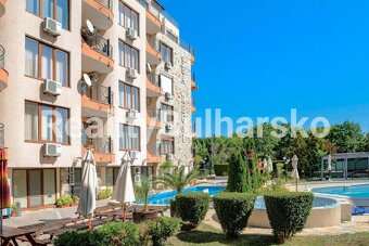 Prodej prostorného apartmánu 2+kk u pláže – Slunečné pobřeží - 2