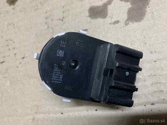 Ovládač nastavenie spätných zrkadiel Opel Astra J - 2