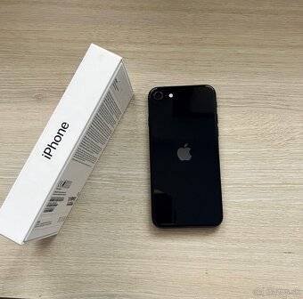 iPhone SE 2022 - 2