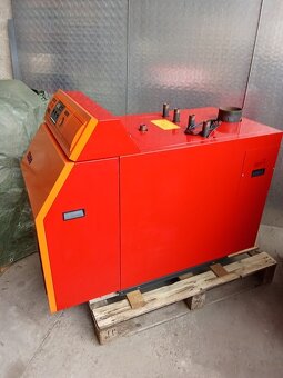 Kotel na olej - naftu  40 kw - 2