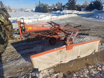 Zhrnovac sena, hrabacka, riadkovac kuhn 4m - 2