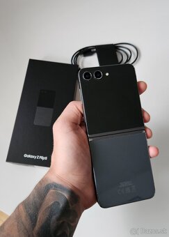 Samsung Galaxy Z Filip 5 - 2