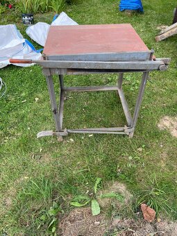 Nožnice na plech stolové - 2