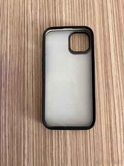 iPhone 13 obal - 2