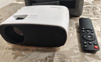 FullHD LED prenosný projektor - 2