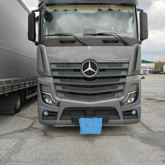 Mercedes Actross 2022 - 2