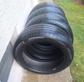 Predám Bridgestone Turanza 225/50R19 - 2