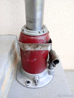 Zdviha 12T - hydraulicky zdvihak (Hever) - 2
