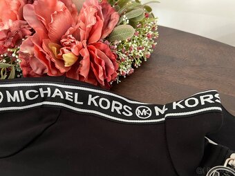Michael Kors suprava stala 450 eur - 2