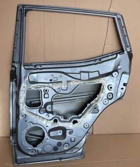 Qashqai J11 od 2014 - zadné pravé dvere - 2