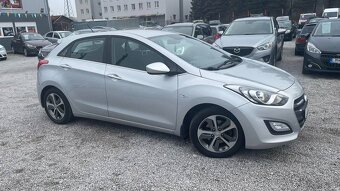 Hyundai i30 1.4i 73kw M6 - 2