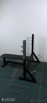 Lavička na bench press - 2