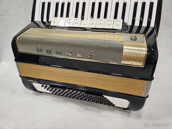 Akordeon hohner lucia IV, 96 basovy - 2