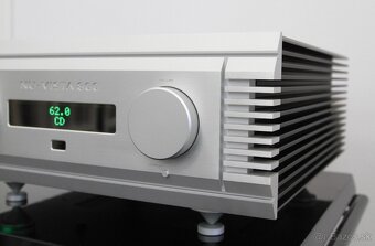 Musical Fidelity Nu-Vista 800 High-End zosilňovač - 2