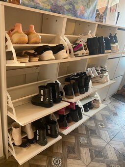 Predám IKEA BISSA skrinky na topánky - 2