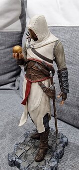 Assassin's Creed Altair Apple of Eden Keeper - 2
