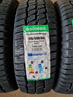 195/60r16C celorocne - 2