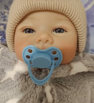 Realistická bábika chlapček Dominik - 2