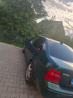 Predám Volkswagen Bora 1.6 benzín 74kw - 2