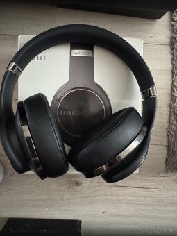 Wireless headphone Care 1 - 2