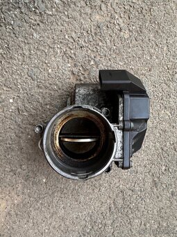 Skrtiaca klapka golf 5 combi 1.9 tdi volkswagen - 2