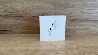Apple AirPods 4 s ANC - 2