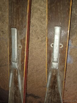 Staré drevené lyže - 2