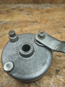 Babetta zadný brzdový štít - 2